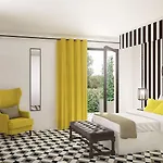 Hotel Du Roi & By Sowell Collection