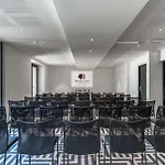 Hotel Du Roi & By Sowell Collection 5*