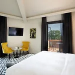 Du Roi & By Sowell Collection Hotel 5*