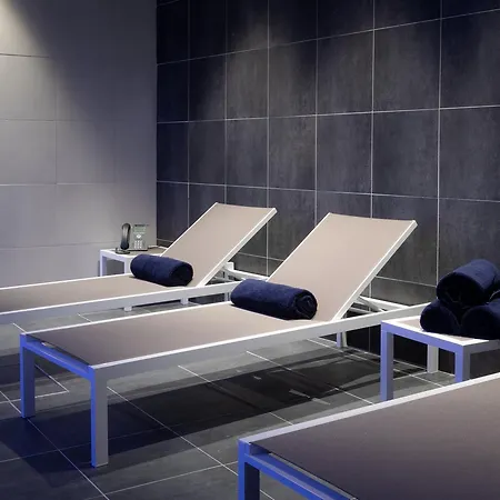 Du Roi&spa By Sowell Collection Carcassonne