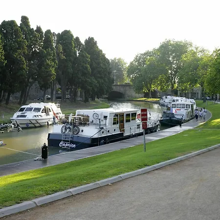 Hotel Du Roi & By Sowell Collection