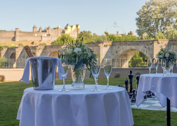 Du Roi & By Sowell Collection Carcassonne