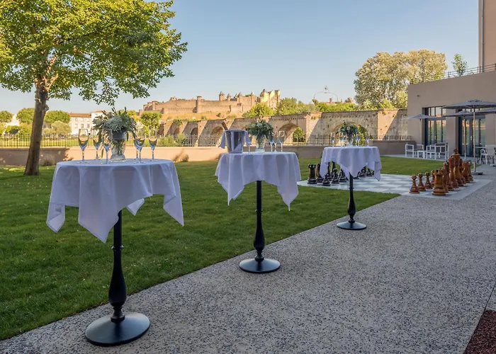 Du Roi & By Sowell Collection