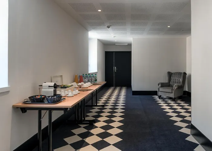 Отель Du Roi & By Sowell Collection 5*