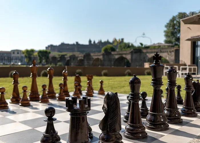 Du Roi & By Sowell Collection Отель