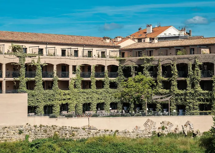 Du Roi & By Sowell Collection Hotel