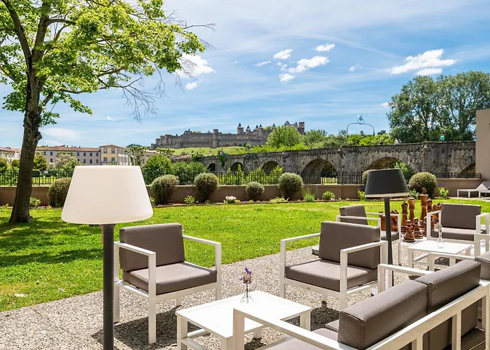 Du Roi & By Sowell Collection Отель