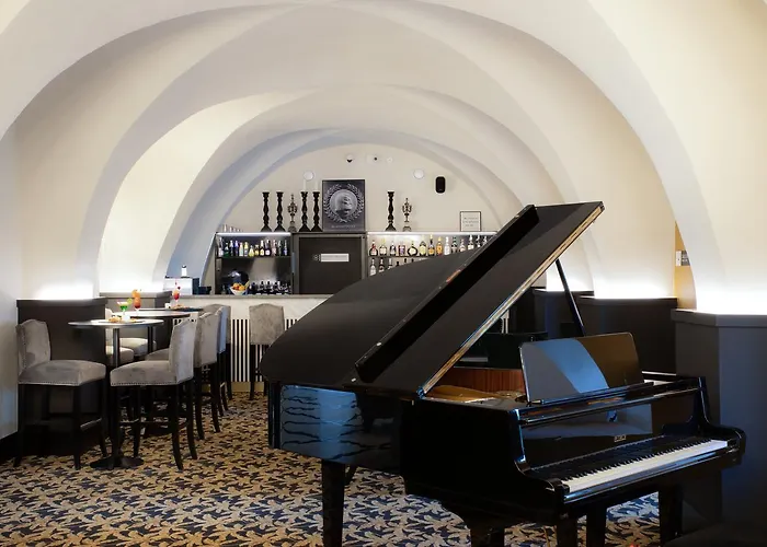 Du Roi & By Sowell Collection 5* Carcasona