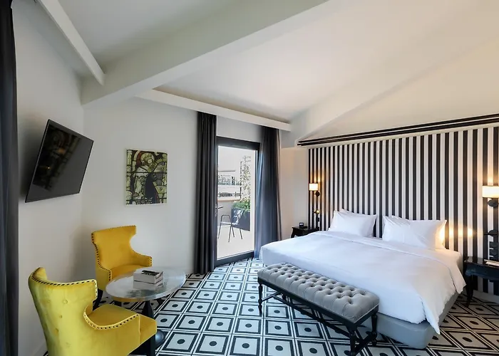 Du Roi & By Sowell Collection Hotel